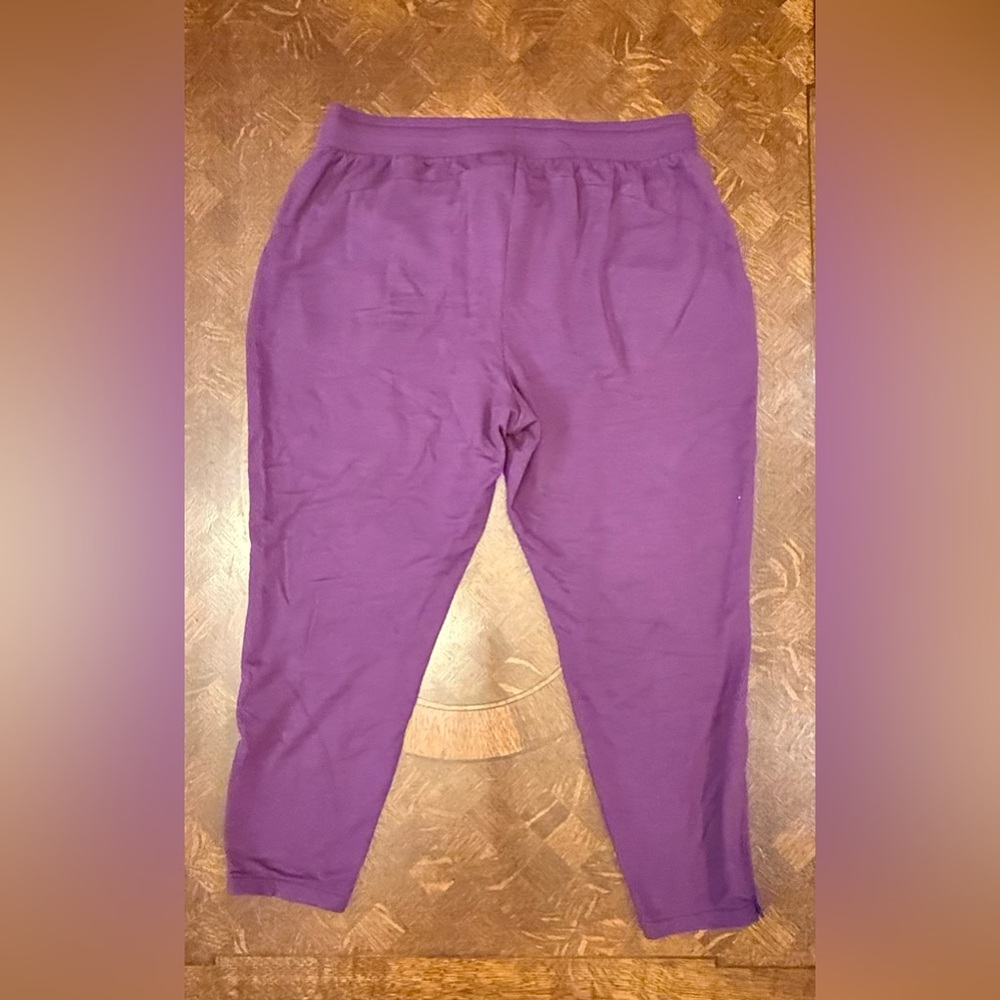 We Wander Purple Capri Sweatpants - Picture 2 of 6